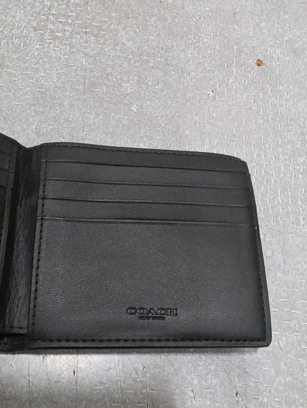 Coach Wallet - Picture 5 of 8